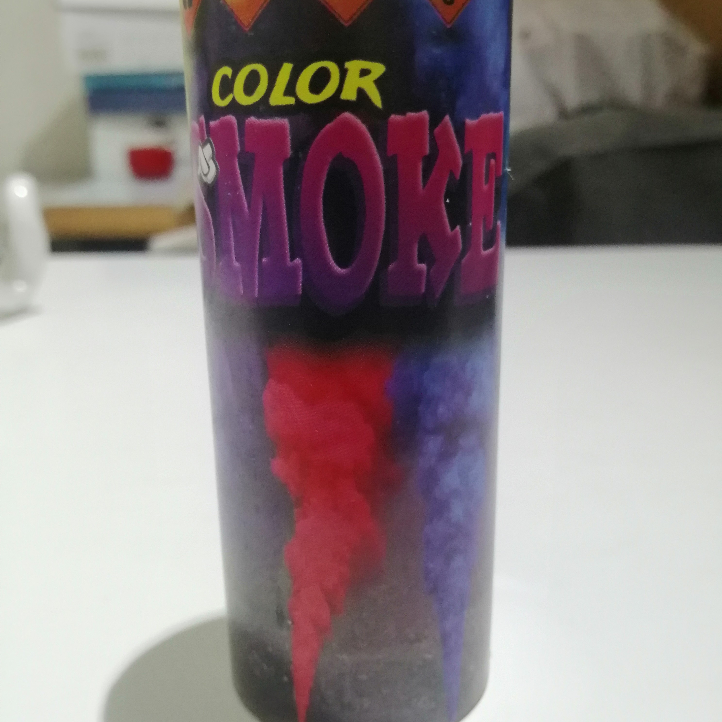 دود رنگی زمینی 