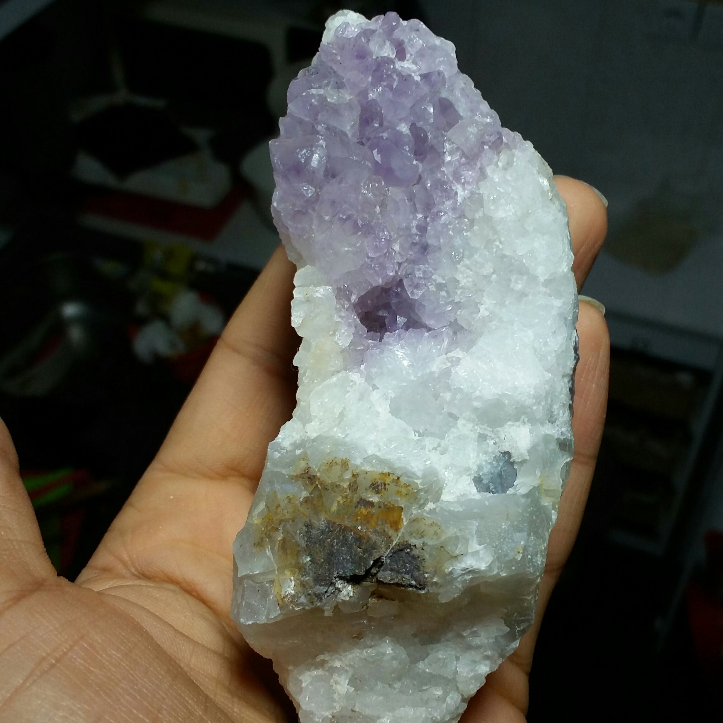 سنگ راف درشت  آمیتیس بلور درشت پر رنگ بسیار زیبا دیدنی کاملا طبیعی شاهکار خلقت خااااص
نمونه ای فوق کلکسیونی
کد 9733