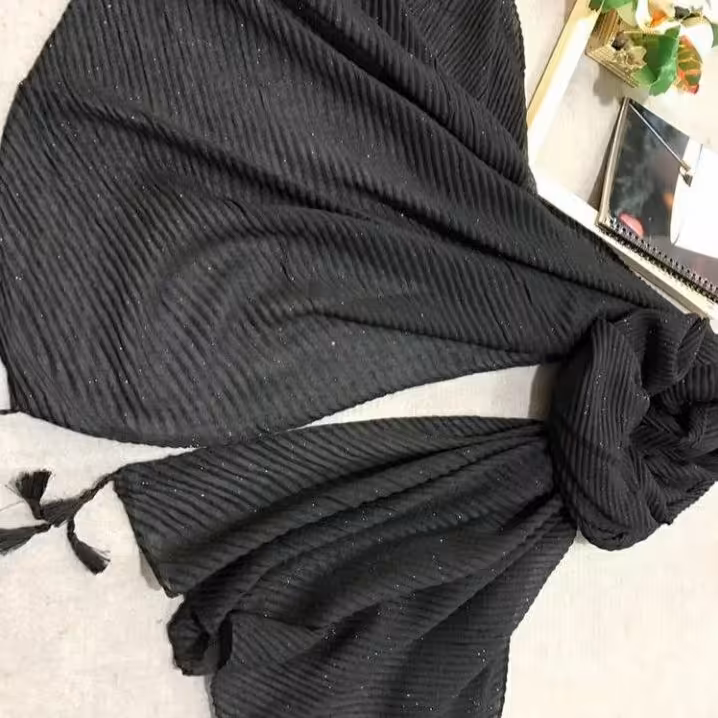 شال مشکی شنی