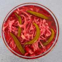 ترشی کلم قرمز باترکیب فلفل تند، خونگی،خوشمزه (1،550)گرم