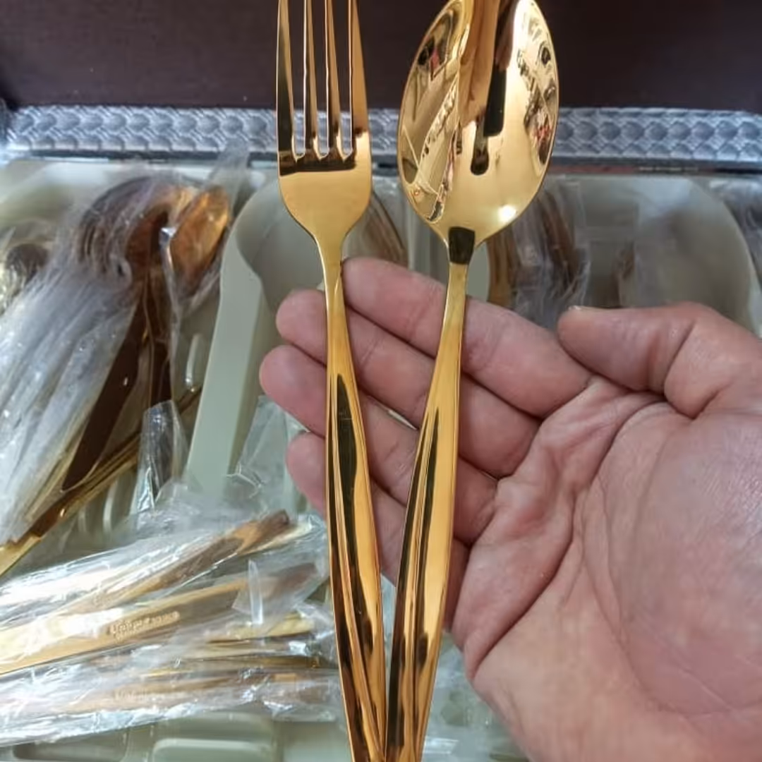 سرویس قاشق چنگال طلایی یونیک اصلی آلمان آهنربا نگیر (بدون کیف)