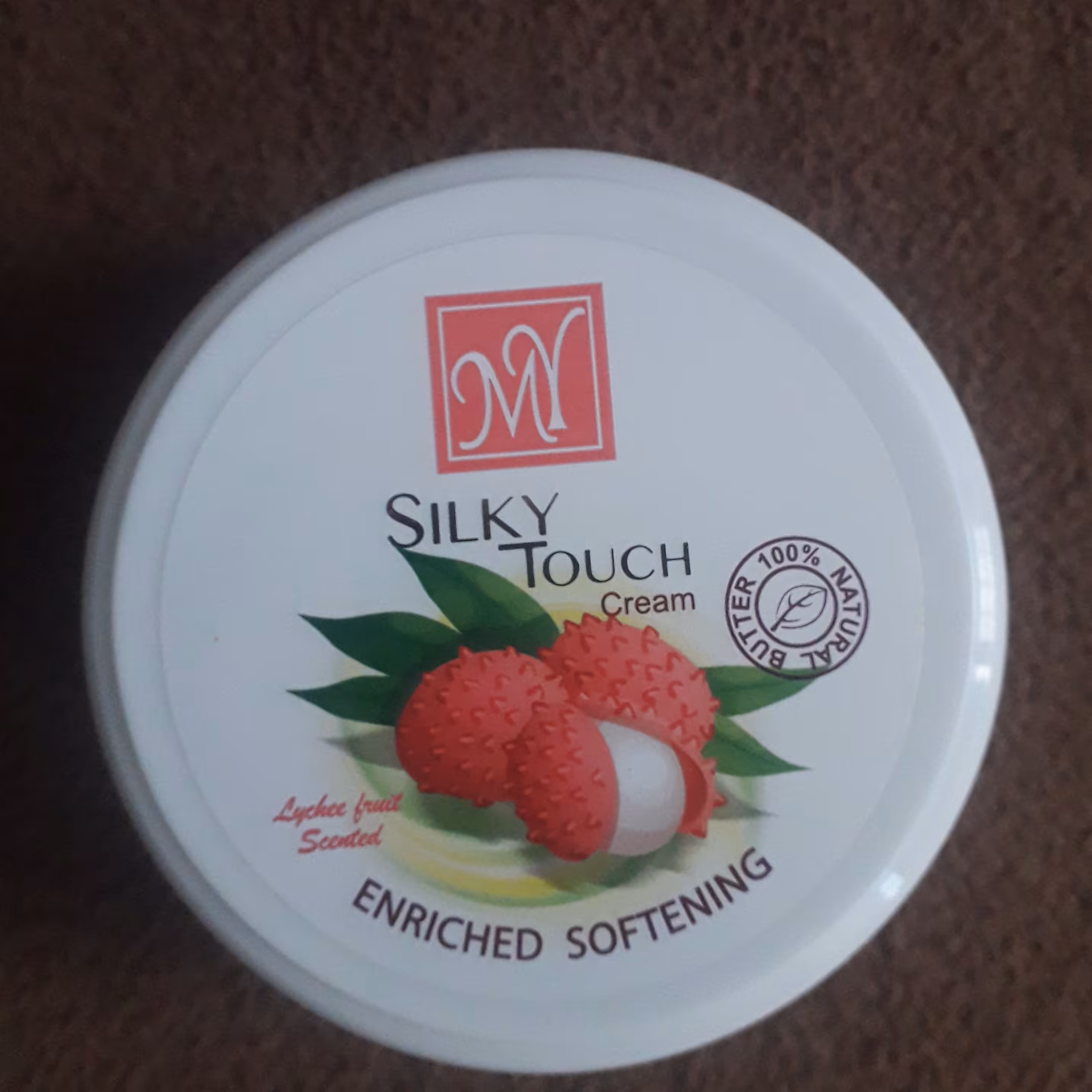 مای کرم نرم کننده ی  و مرطوب قوی پوست های نرمال تا خشک