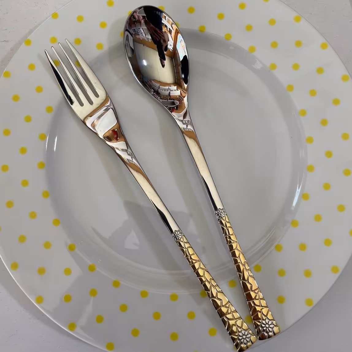 سرویس قاشق و چنگال نیمه طلایی یونیک