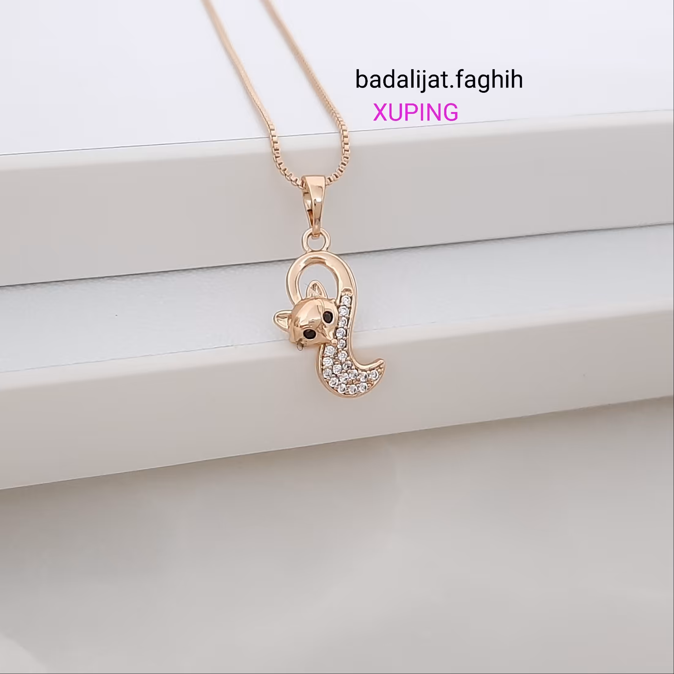 پلاک زنجیر ترند روباه مارک ژوپینگ فوق العاده خاص و دلبر و کاملا رنگ ثابت و آبکاری طلا شده 