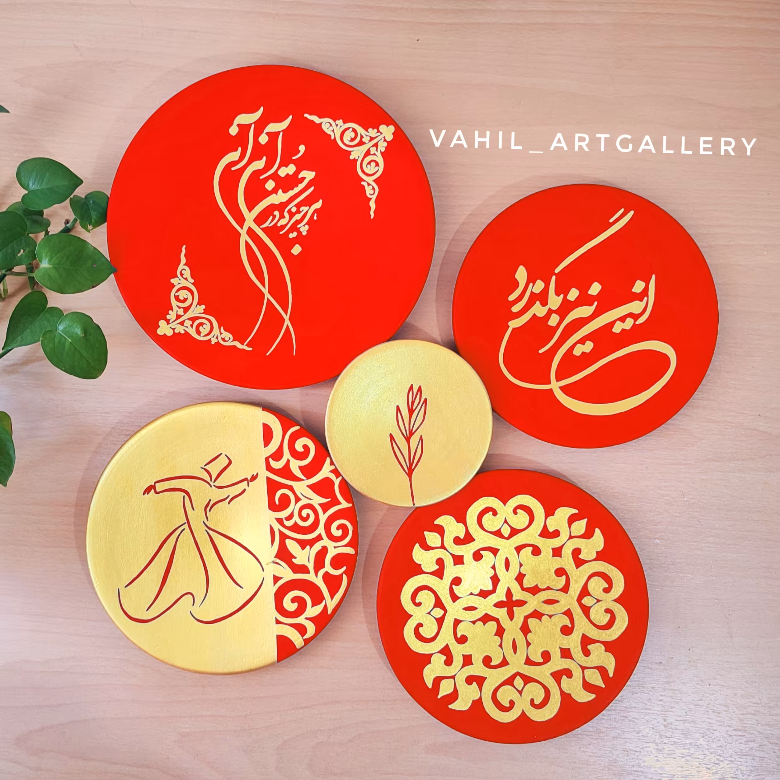 تابلو دکوراتیو و بشقاب دیوارکوب سفالی مجموعه ای ست 5 عددی این نیز بگذرد 