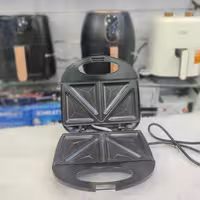 ساندویچ ساز برند دسینی 