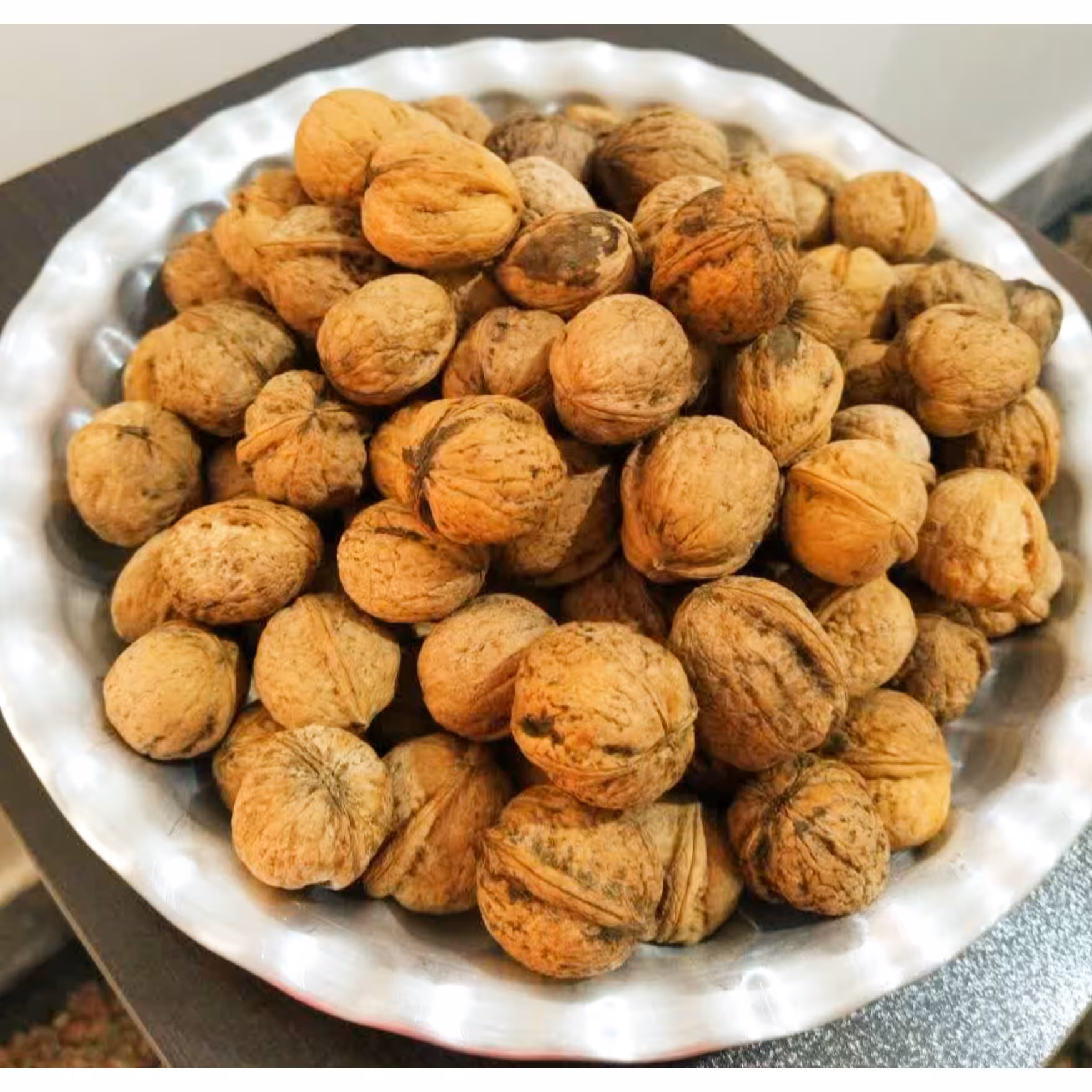 گردو کردستان امساله محلی خوش طعم مغز سفید