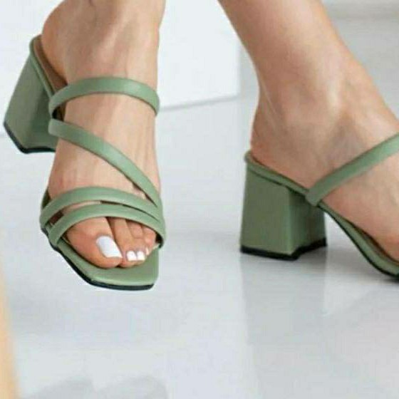 صندل پاشنه دار