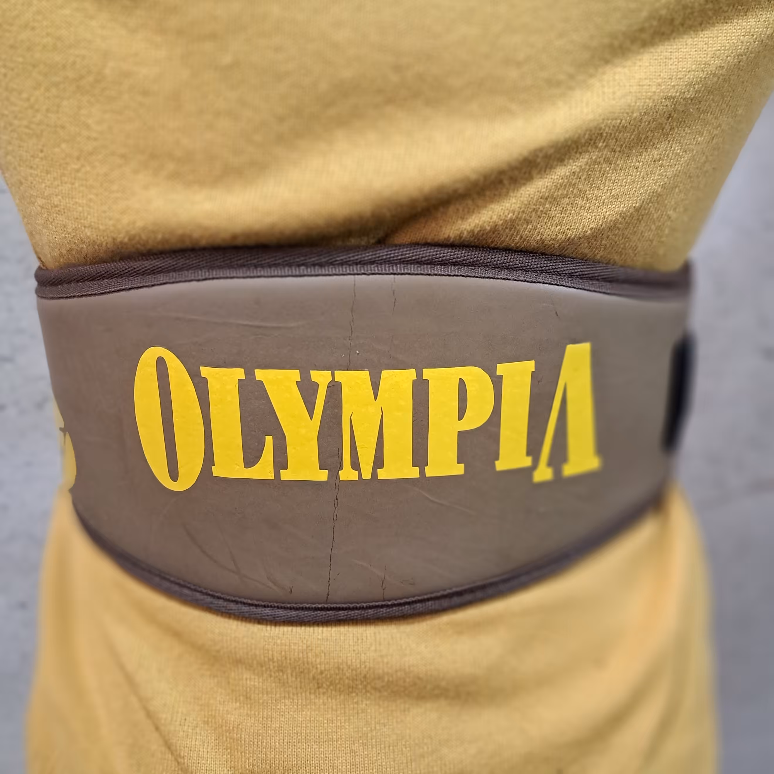 کمربند ورزشی چرم مصنوعی 13 سانتی