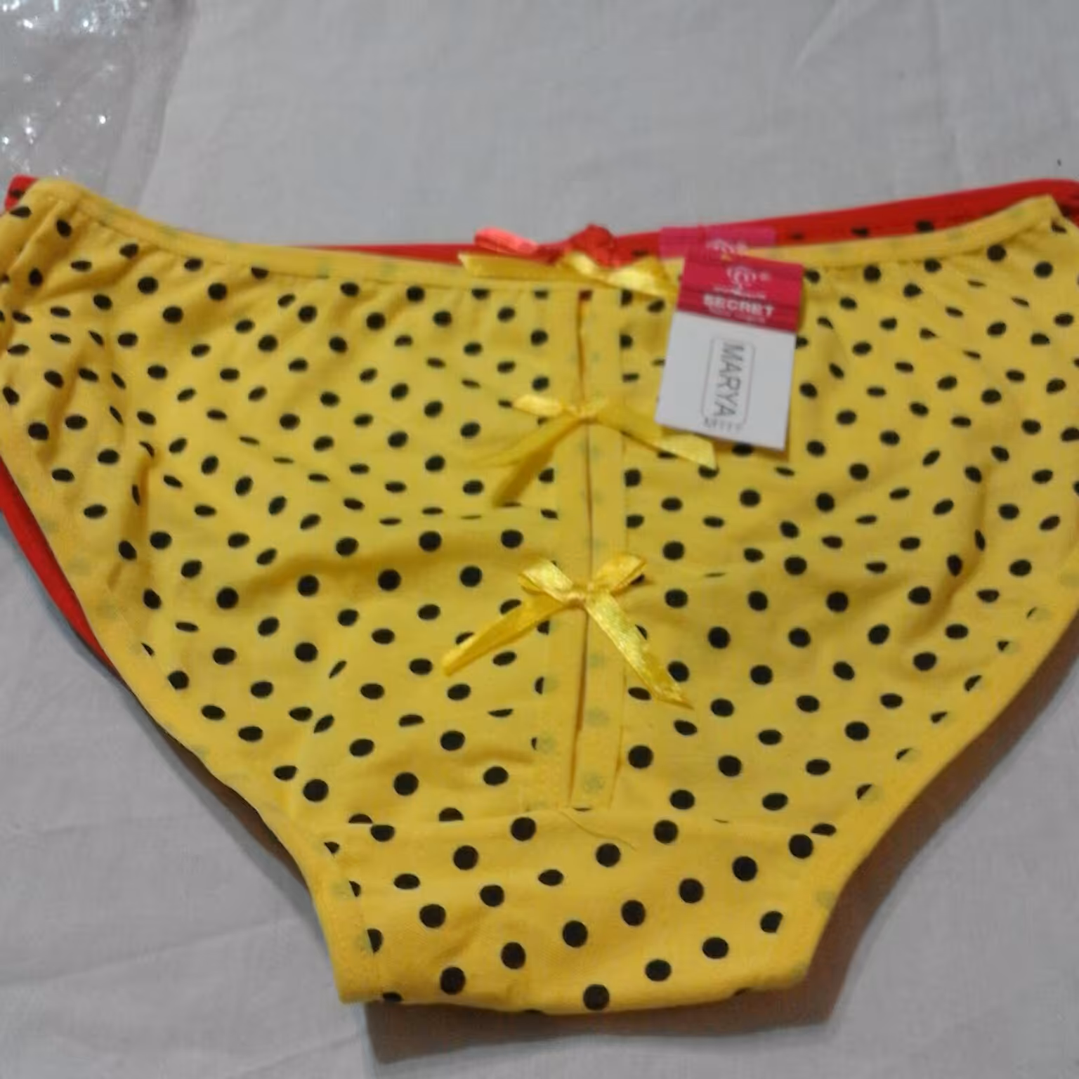 شورت نخی ماریا