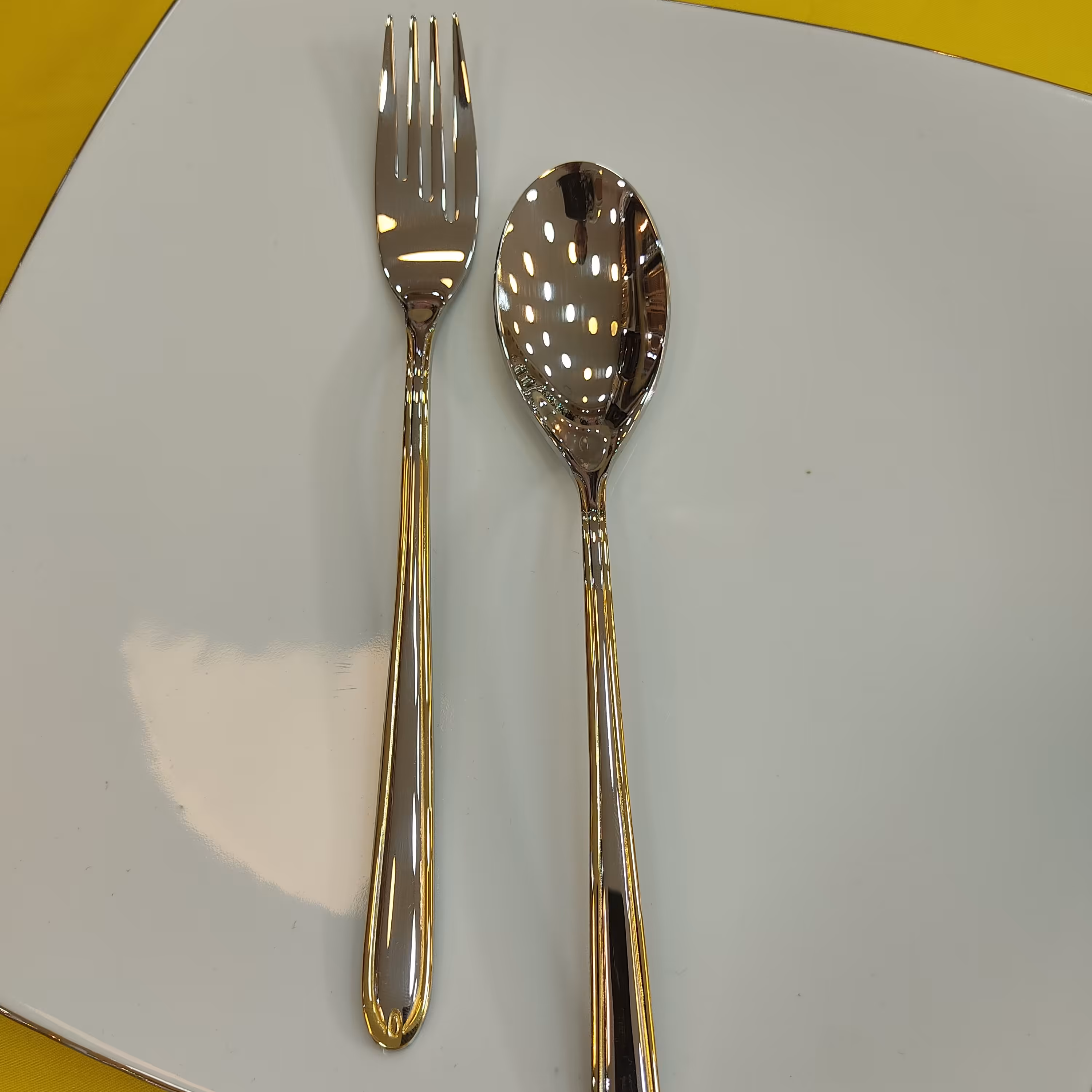 قاشق و چنگال 333 طلایی