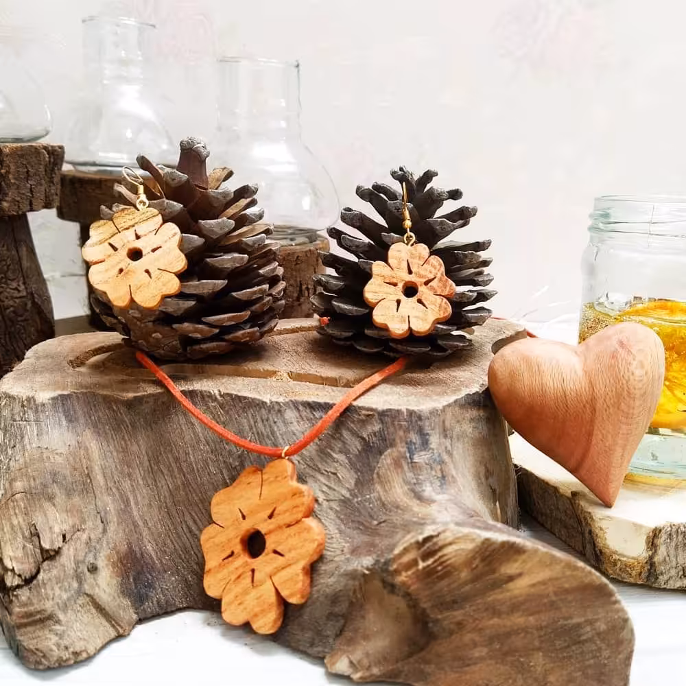 ست گوشواره و پلاک