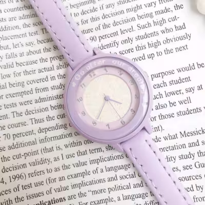 ساعت مچی زنانه و دخترانه بند چرم