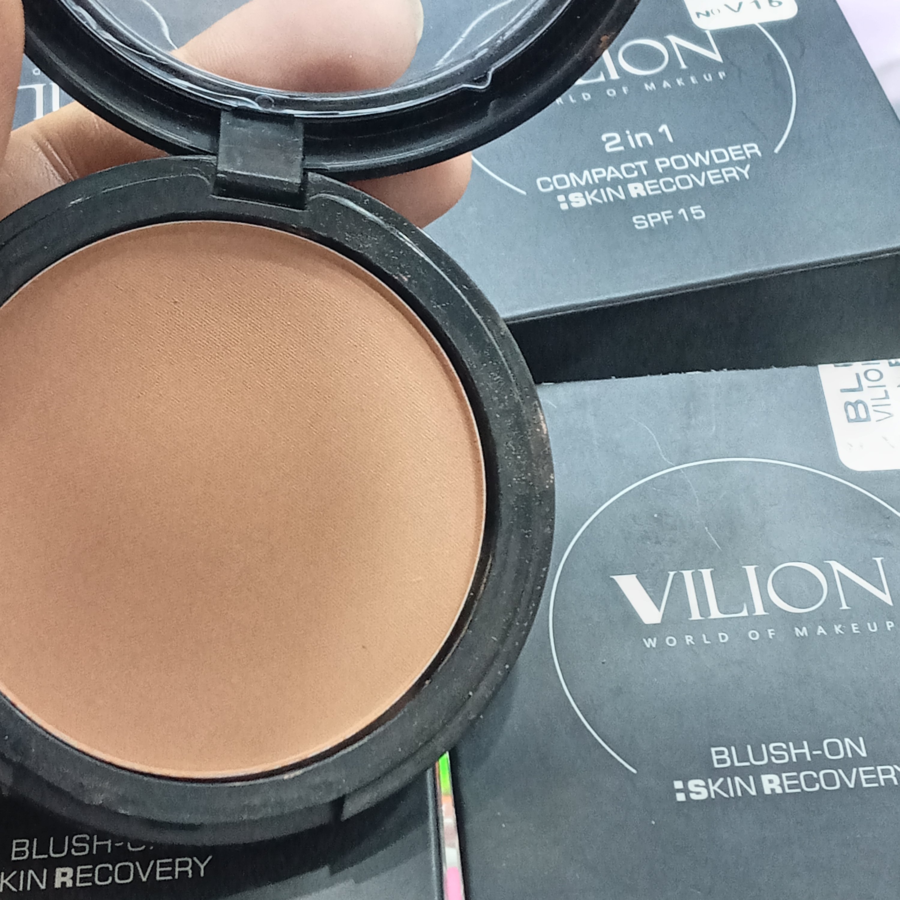 رژگونه ویلیون شماره4