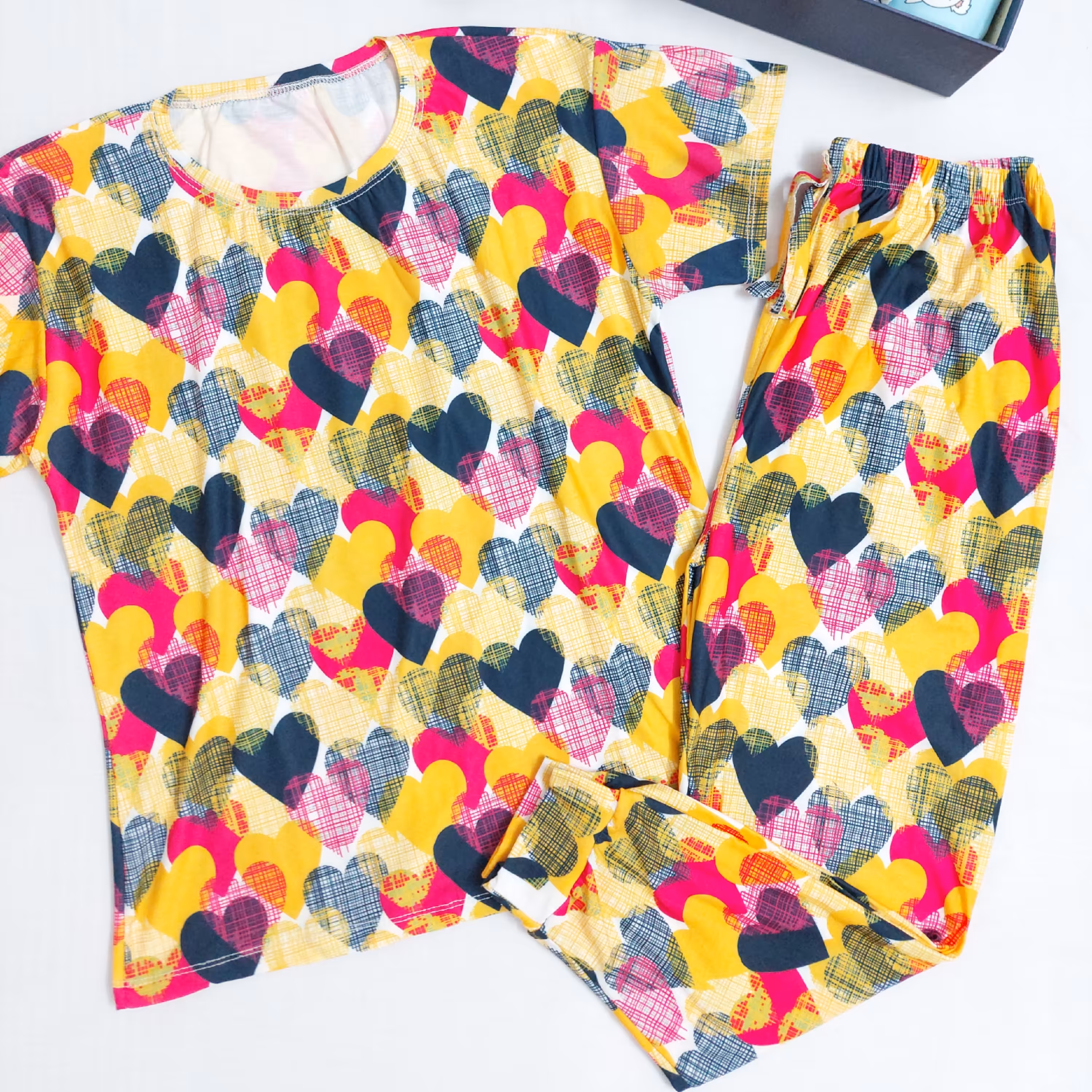 ست تیشرت و شلوار فانتزی قواره دار. راحت و نرم مناسب سایز بزرگای عزیز