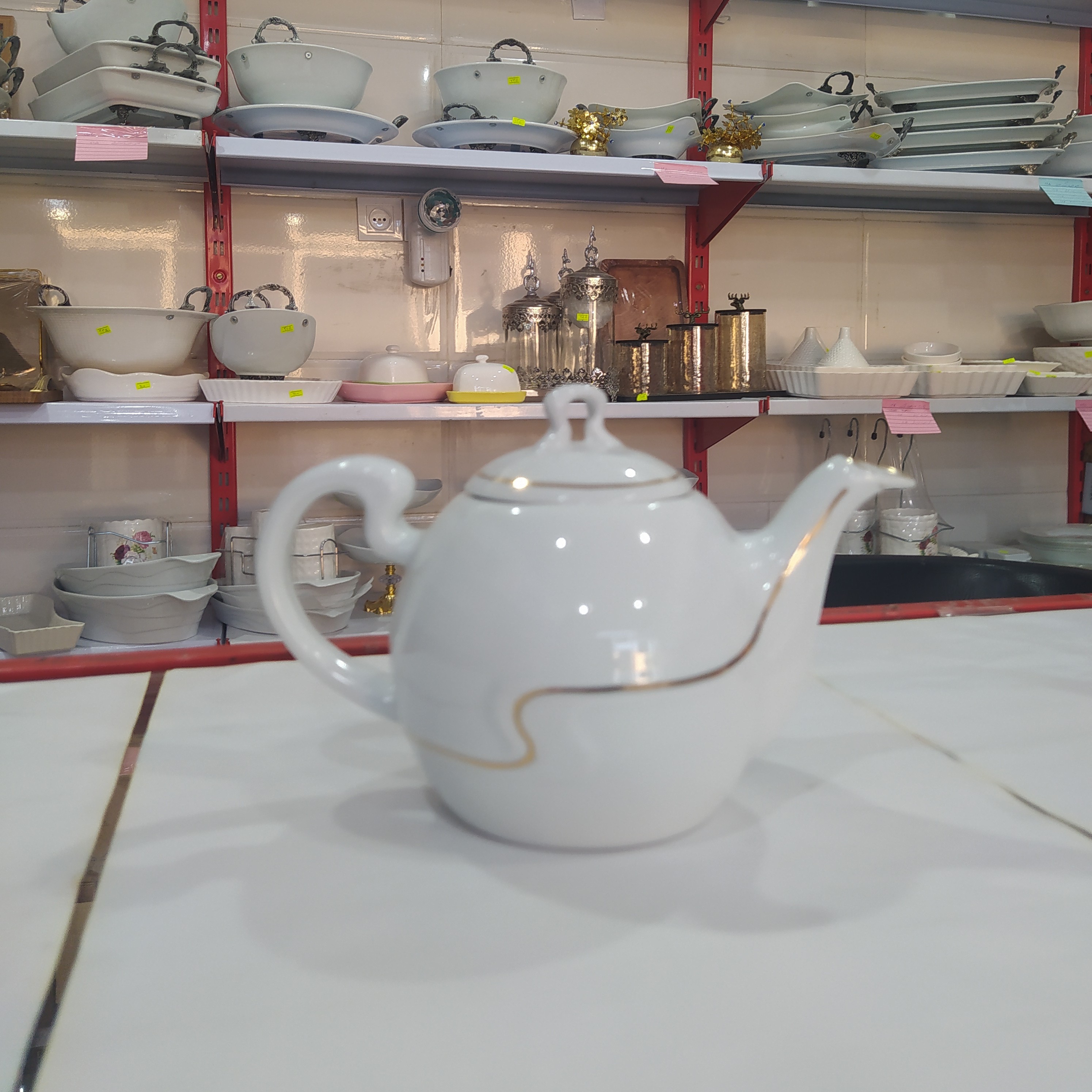 قوری چینی خط طلا