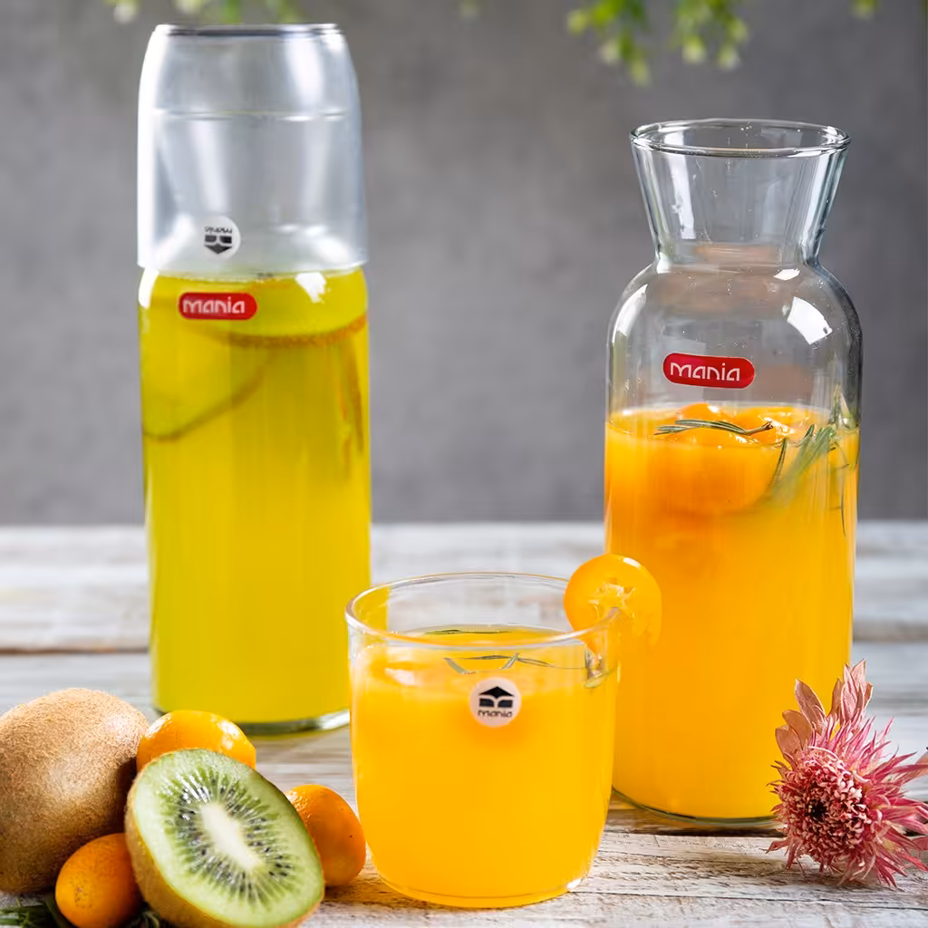 بطری شیشه ای لیوان دار  مانیا مدل مانا