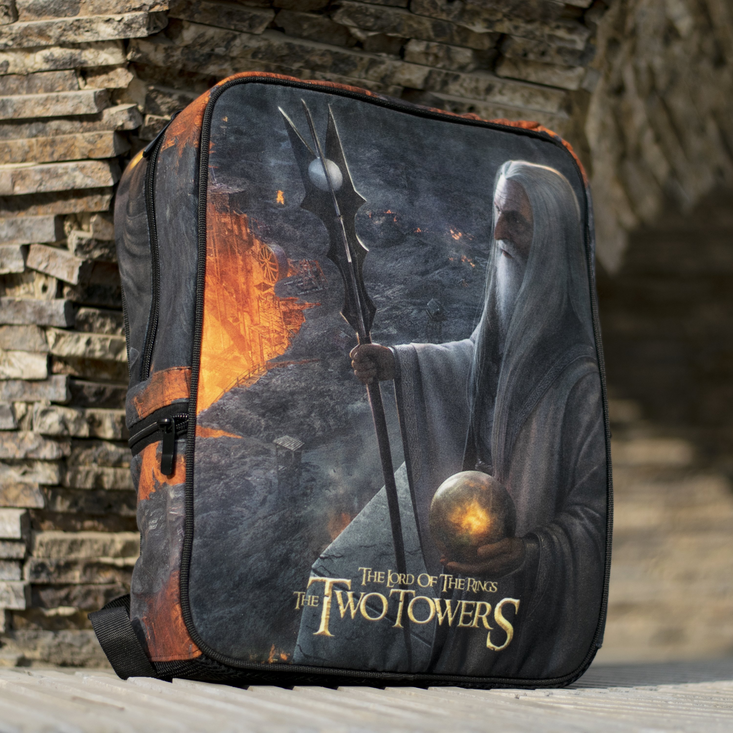 کوله پشتی طرح ارباب حلقه ها  دو برج جنس  مخمل کوبیده BK0012