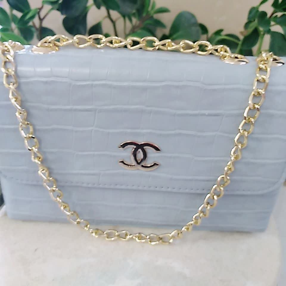 کیف یکطرفه با زنجیر کارتیه تک رنگ طوسی خیلی شیک و قشنگ