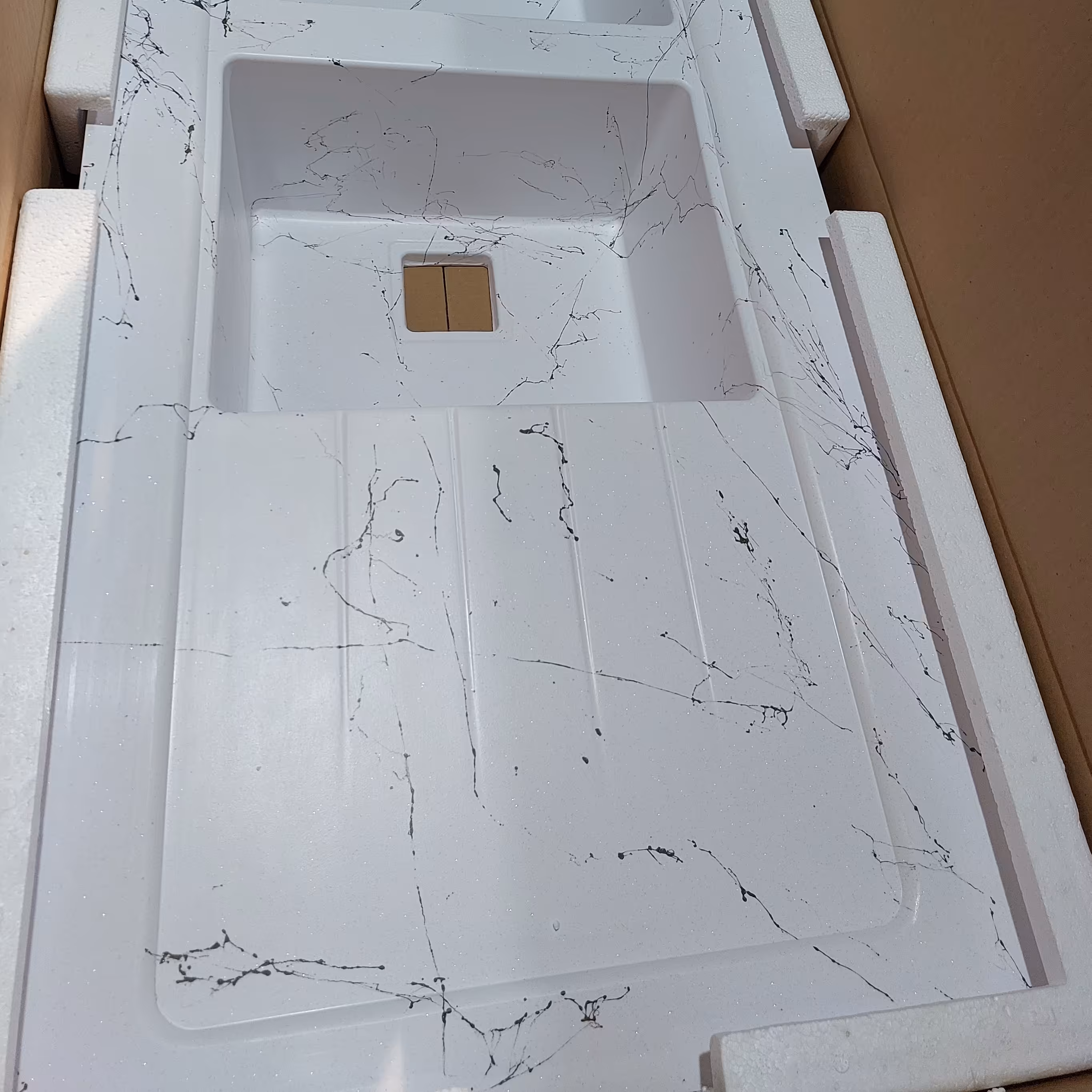 سینک گرانیت  روکار 120سانت هزینه ارسال پس کرایه میباشد 