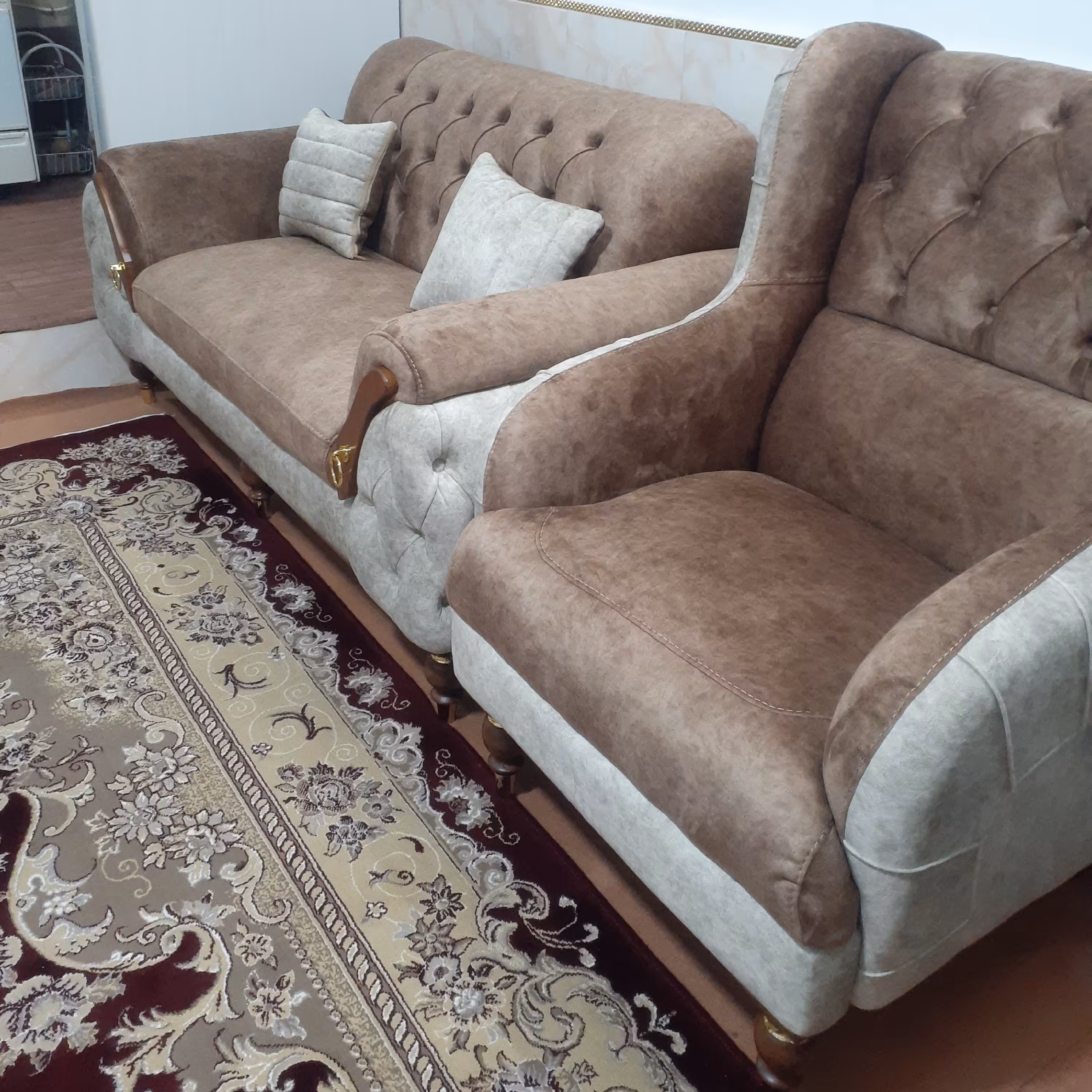 مبل مبلمان راحتی ارسال با باربری هزینه ارسال به پای مشتری میباشد