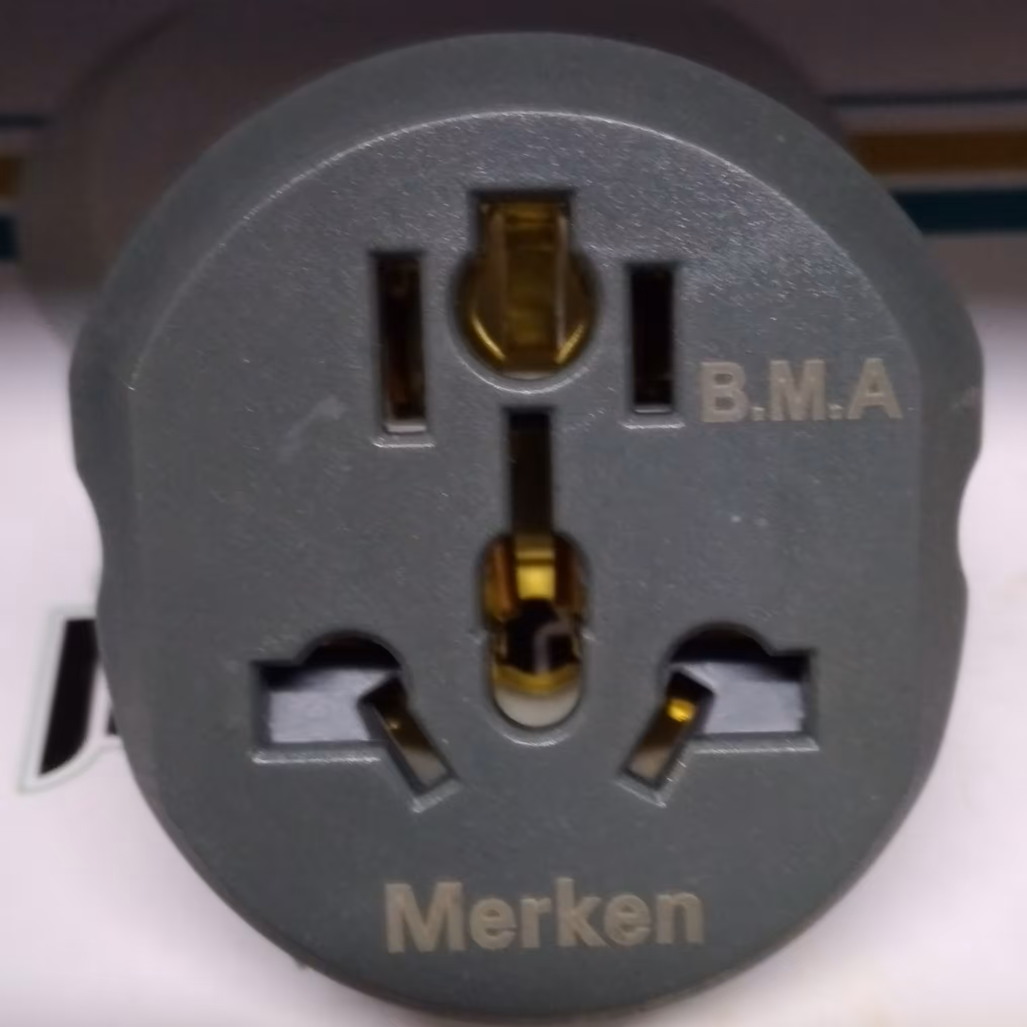 تبدیل3به2 مرکان 16 آمپر 