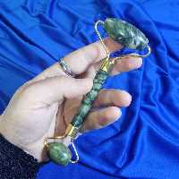 جیدرولر ( ماساژور صورت ) ساخته شده از سنگ یشم 