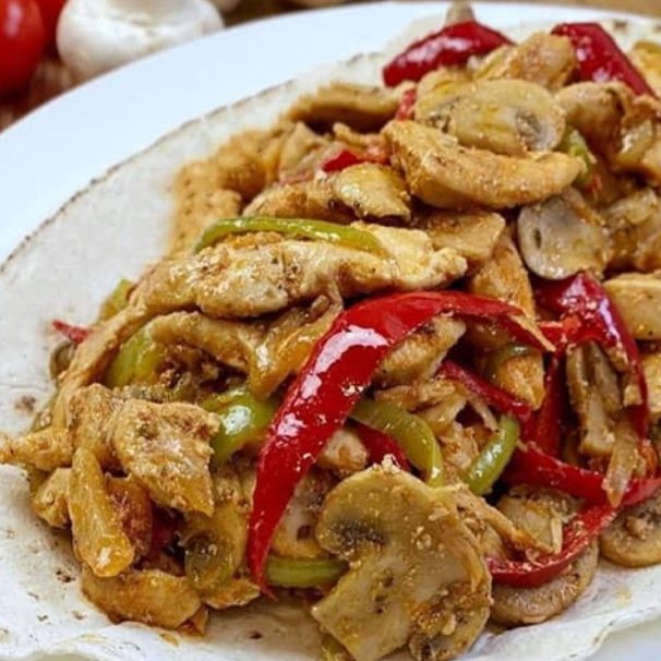 خوراک قارچ ومرغ بسته بندی نیم کیلویی قبل از ثبت خرید هماهنگ کنید ارسال بصورت پس کرایه