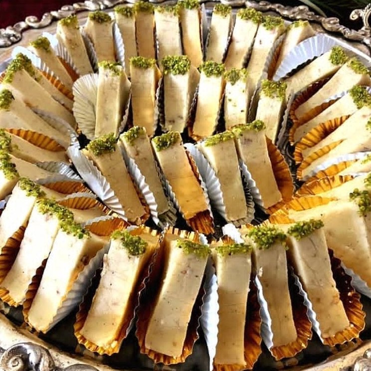 حلوا هل و بادام _بسته ده عددی _ ترکیب بینظیر هل و بادام