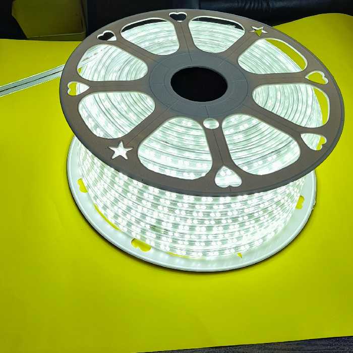 ریسه نور مخفی 5730 دو لاین مهتابی توپ100 متری به همراه 10عدد سوکت