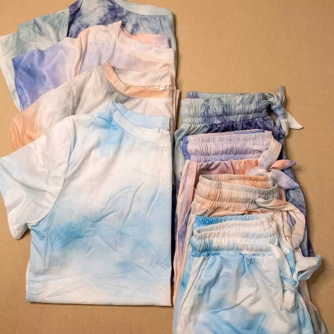 تیشرت وشورتک ابرو بادی زنانه در رنگبندی 