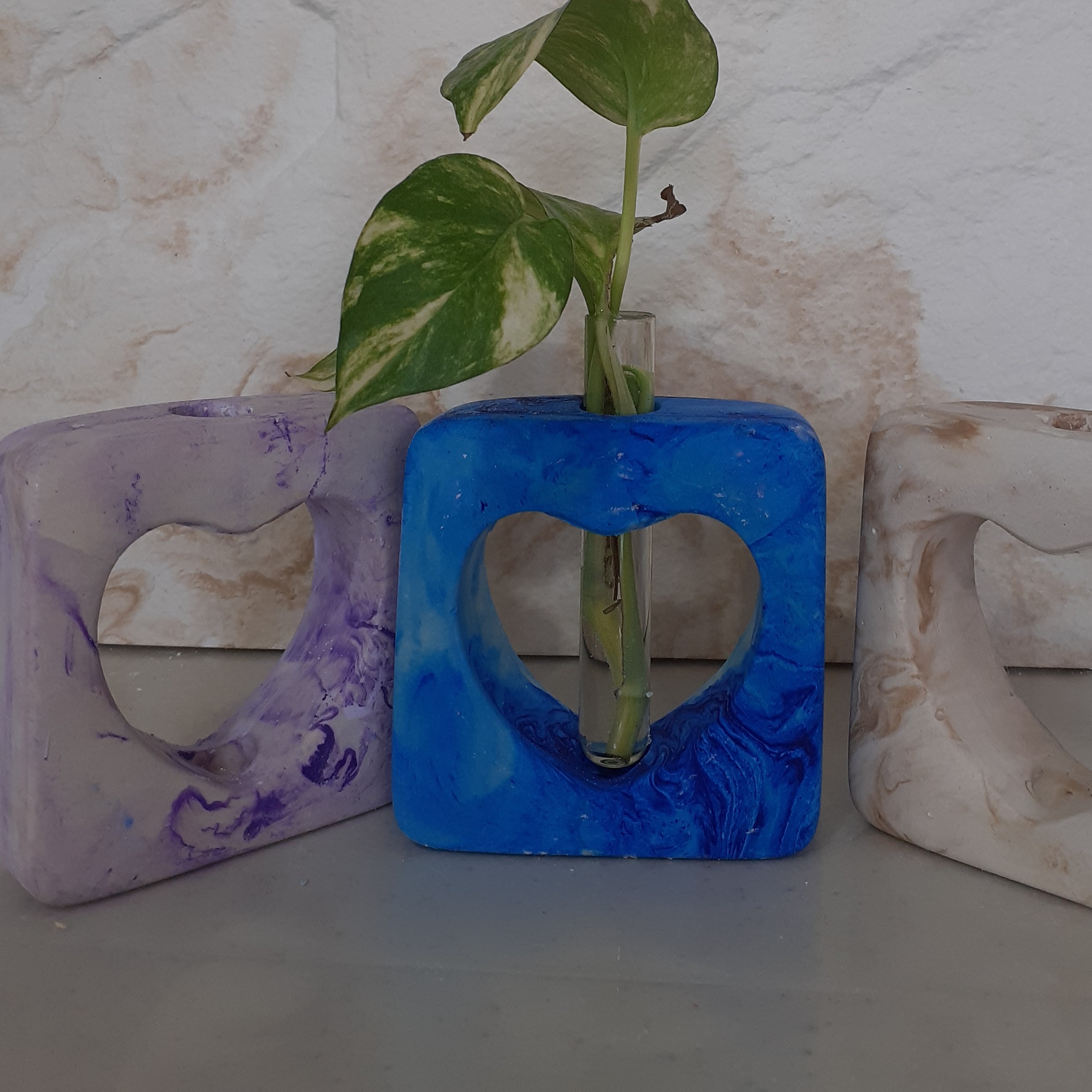 گلجای قلبی کوچک سنگ مصنوعی مناسب برای رومیزی و نصب روی دیوار