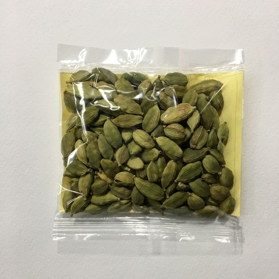 هل 30گرم (سبز رنگ و درشت)