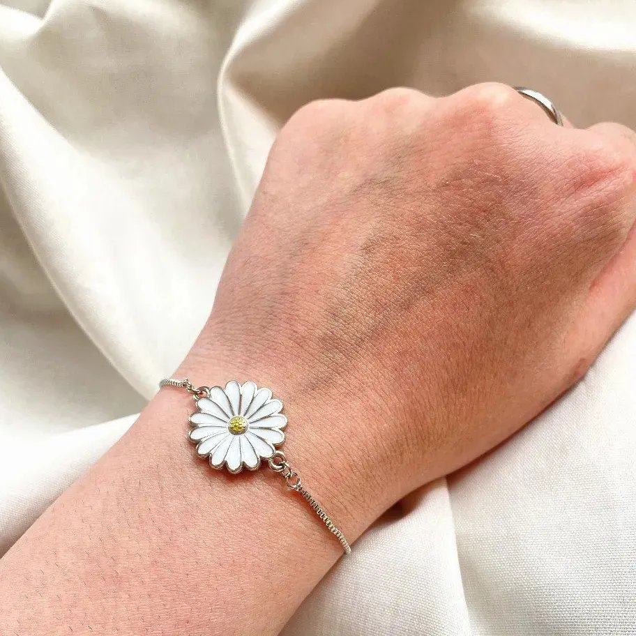 دستبند بابونه سفید