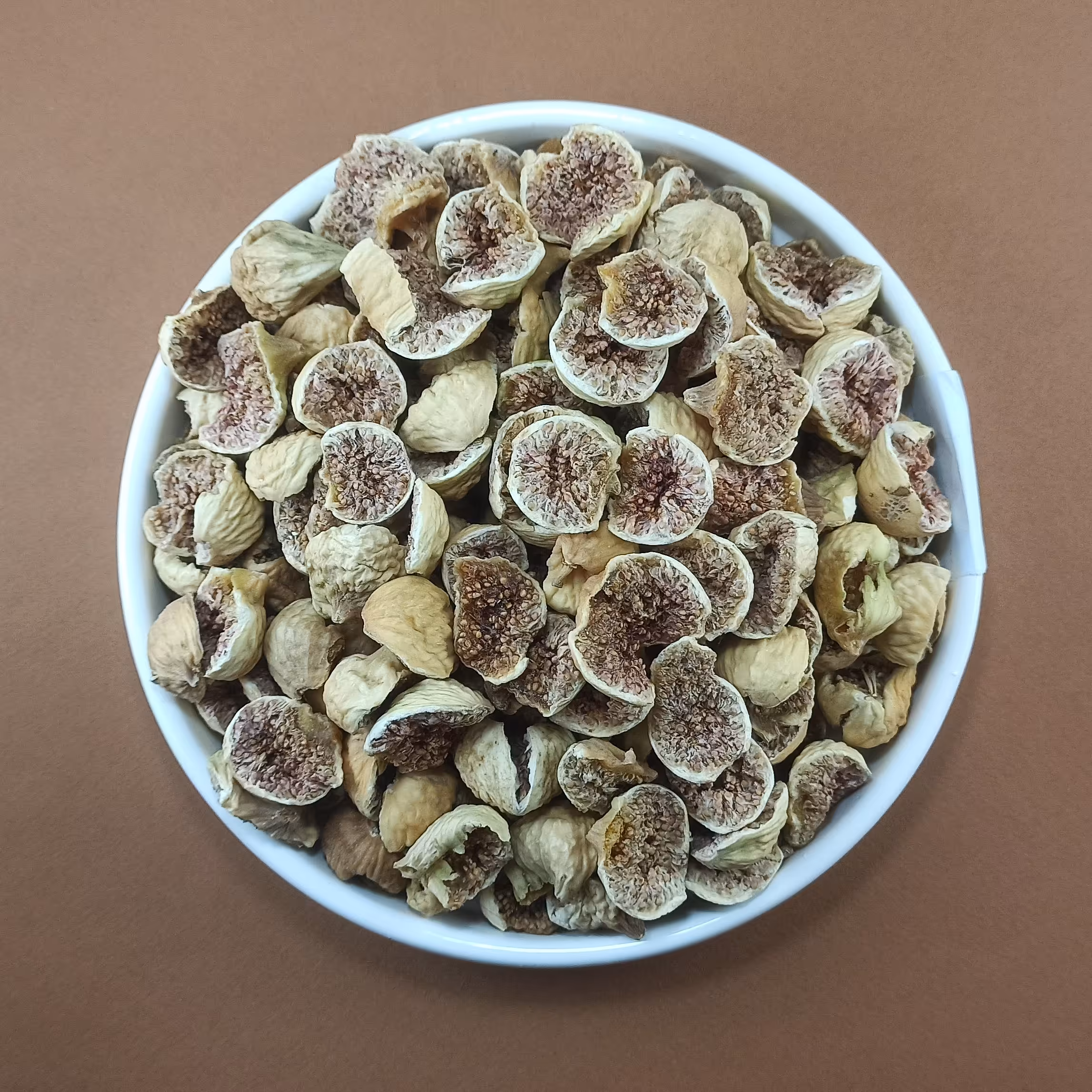 انجیر نصفه سالم طعم عالی 900 گرمی