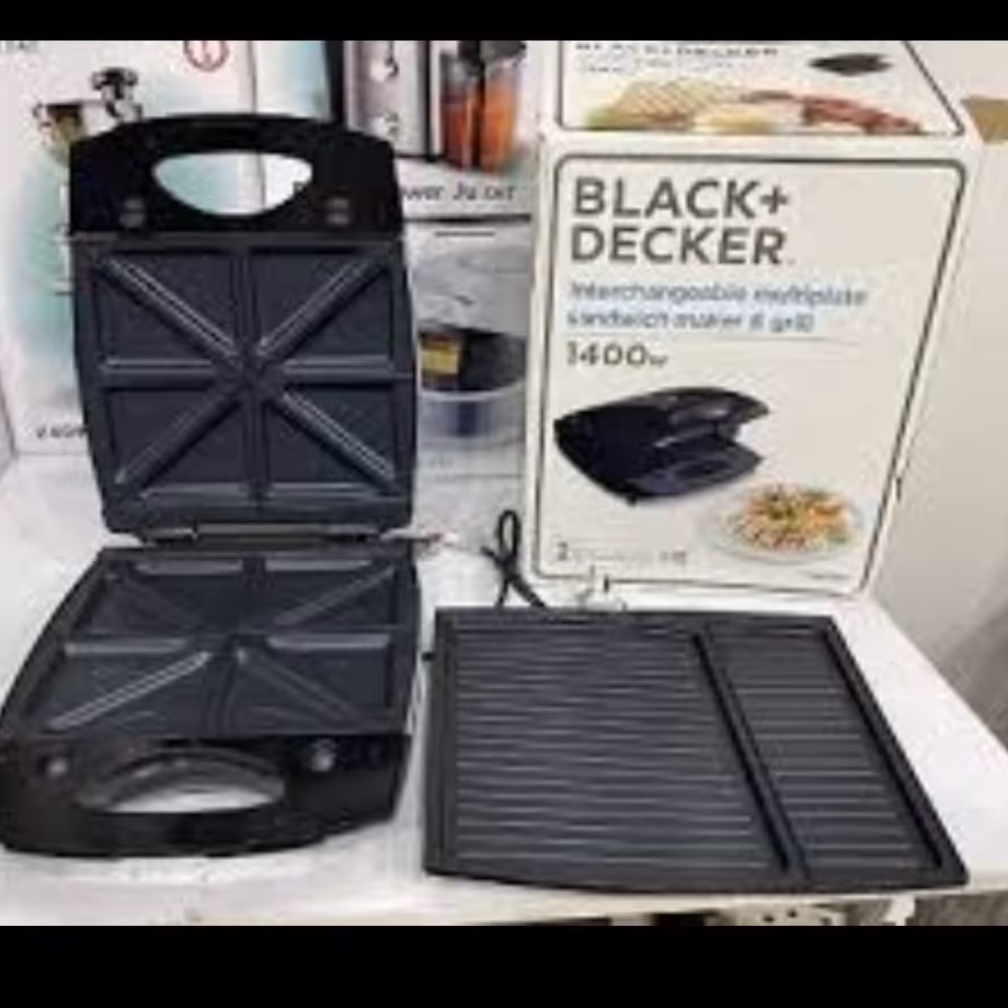 ساندویچ ساز دو کاره  بلک انددکر 4080 مشکی 