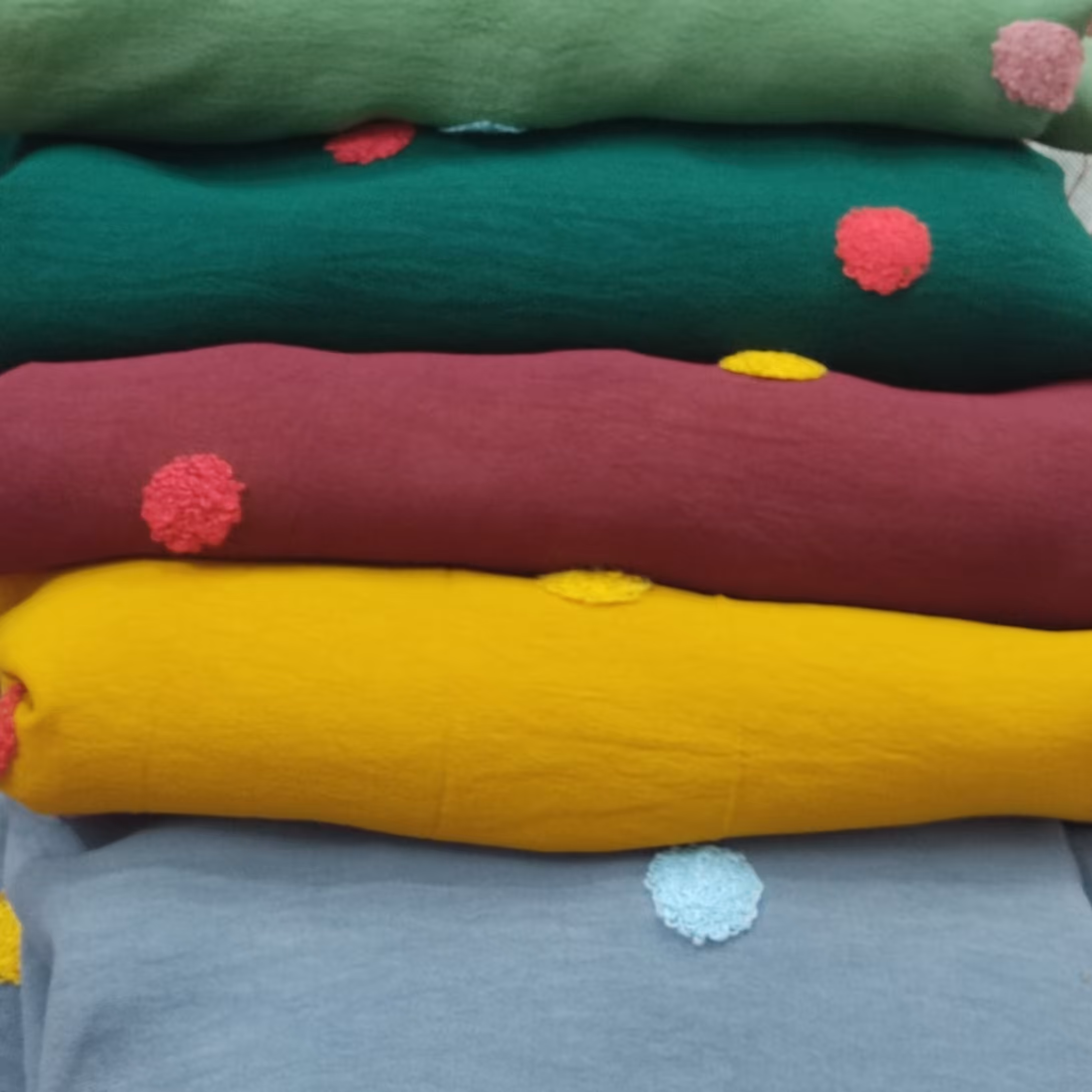 پارچه  ابروبادی طرح دار بارنگهای مختلف