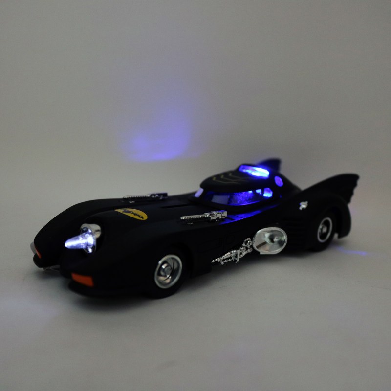 ماکت ماشین فلزی چراغدار بتمن ( بت من ) ( Batman ) دارای نور و صدا