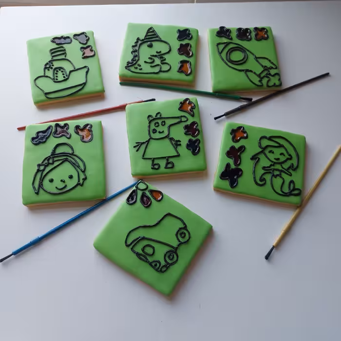 کوکی رنگ آمیزی کاملا خوراکی مناسب خلاقیت کودکان بهد رنگ آمیزی قابل خوردن ورنگ خوراکی