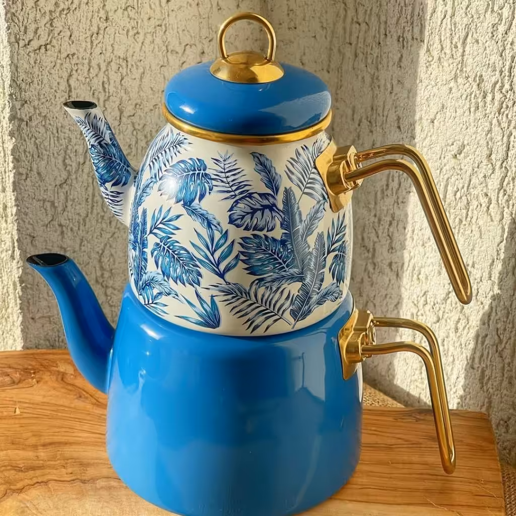 کتری و قوری لعابیبرند پاچی ترکظرفیت کتری 2 لیتری قوری 1 لیتری دستگیره نسوز هزینه ارسال به عهده مشتری