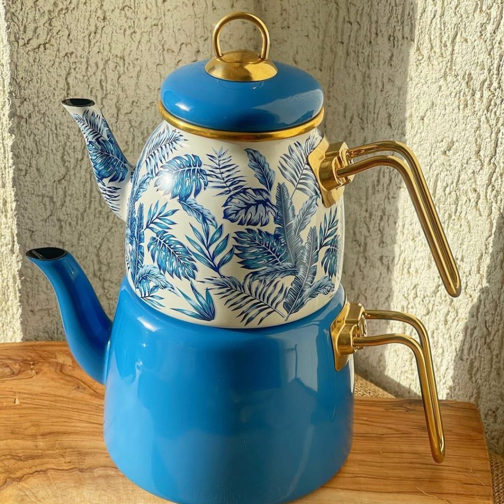 کتری و قوری لعابیبرند پاچی ترکظرفیت کتری 2 لیتری قوری 1 لیتری دستگیره نسوز هزینه ارسال به عهده مشتری