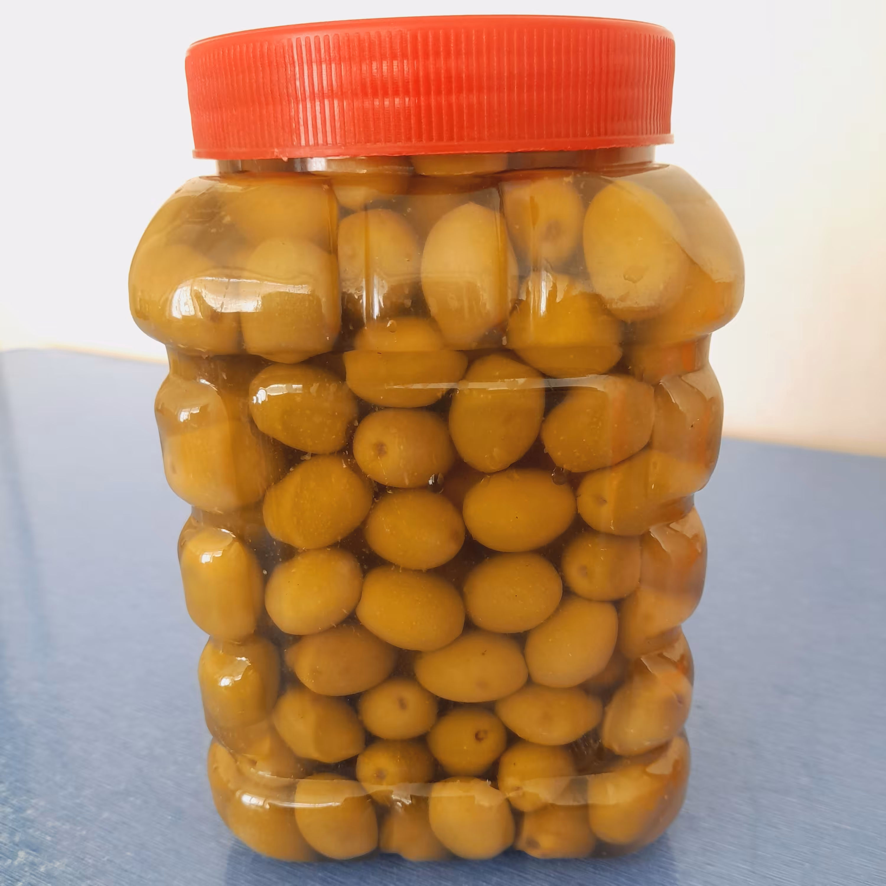 زیتون باهسته سوپر ویژه داخل ظرف(1،500)گرمی 