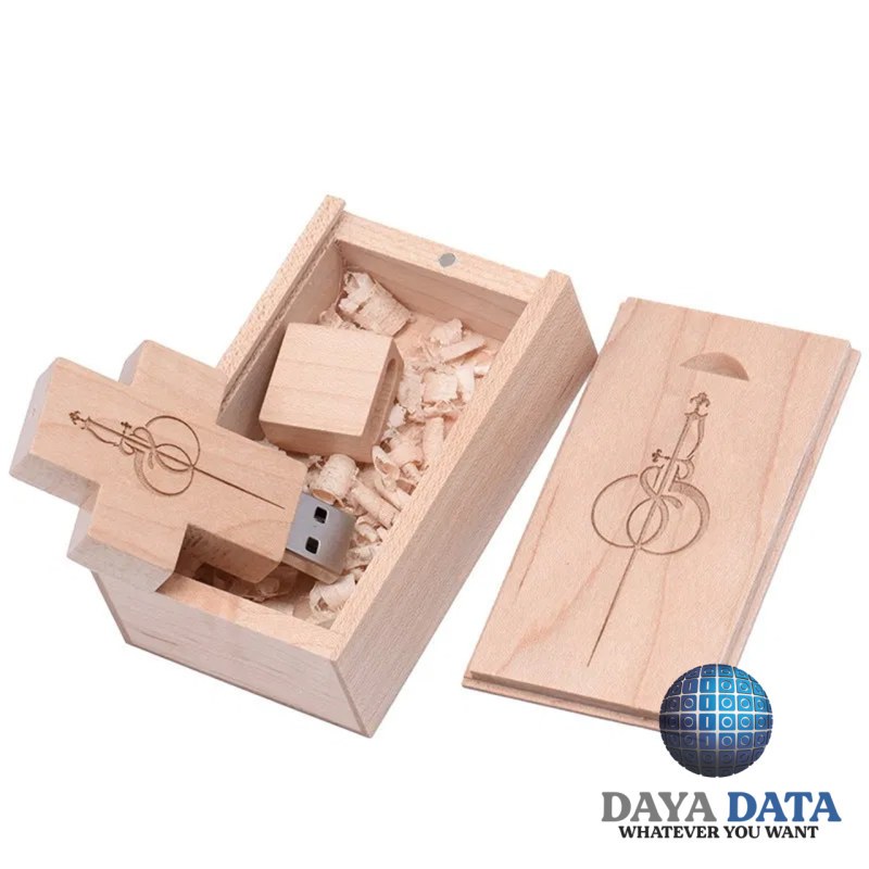 فلش مموری  چوبی  دایا دیتا طرح صلیب مدل WO1007-3  ظرفیت32GB -USB2 