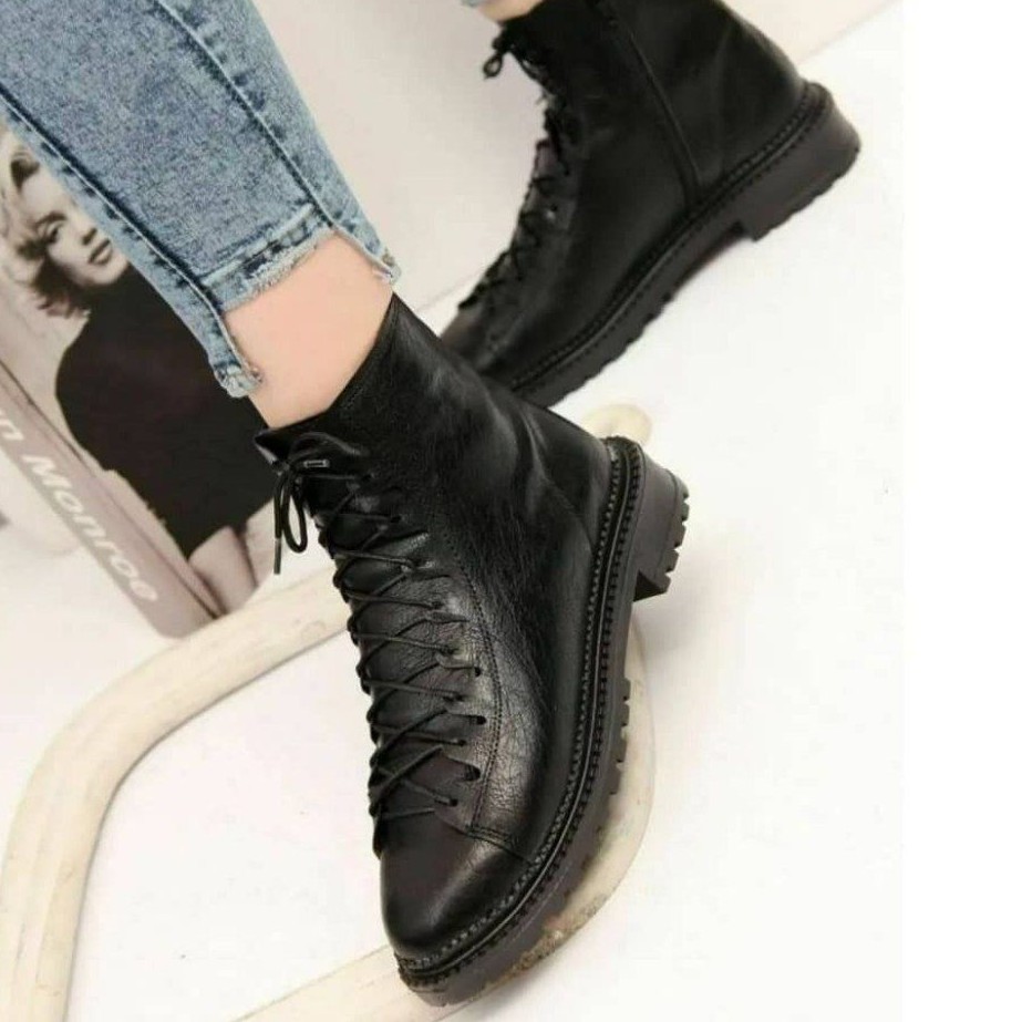 نیم بوت بغل زیپ زنانه