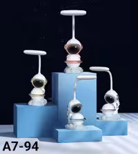 چراغ مطالعه فضانورد و زحل