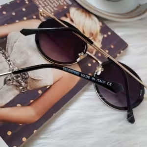 عینک آفتابی