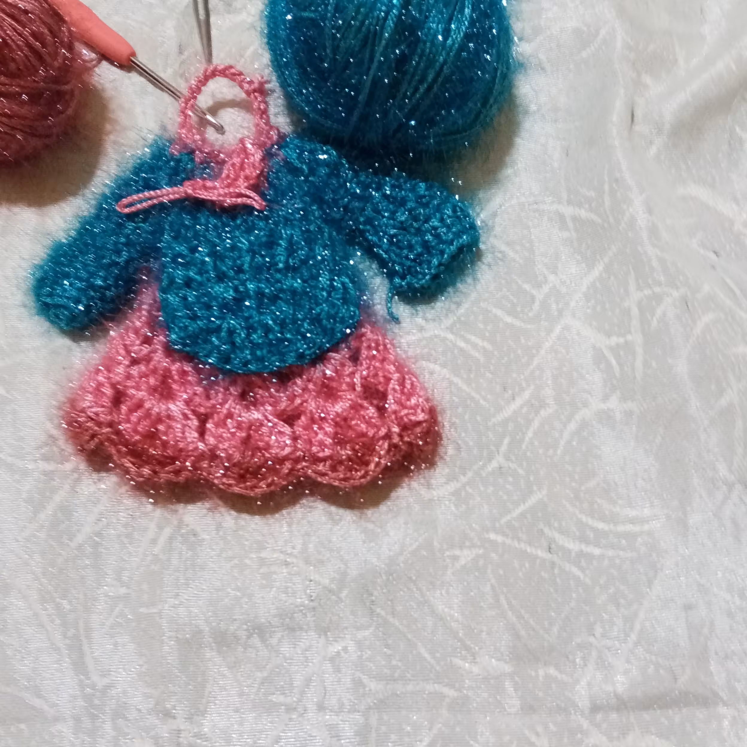 اسکاج طرح لباس محلی