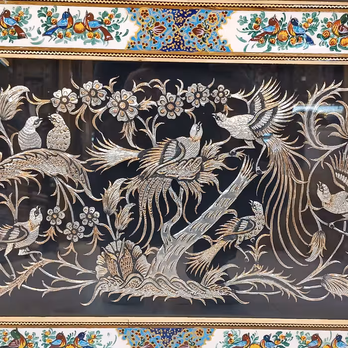 تابلو مینیاتور گل و مرغ و خاتم و قلمزنی روی مس