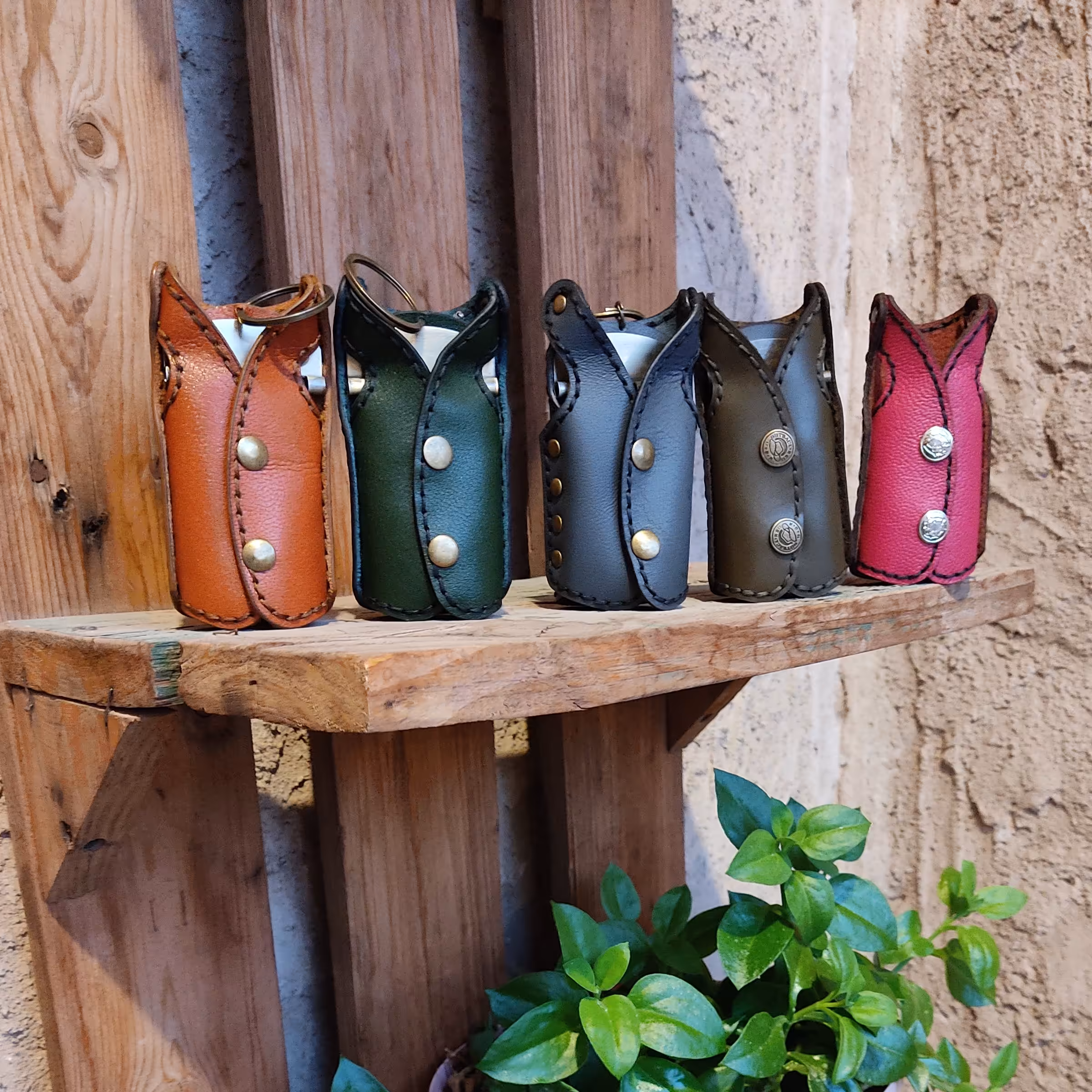 جاکلیدی چرم