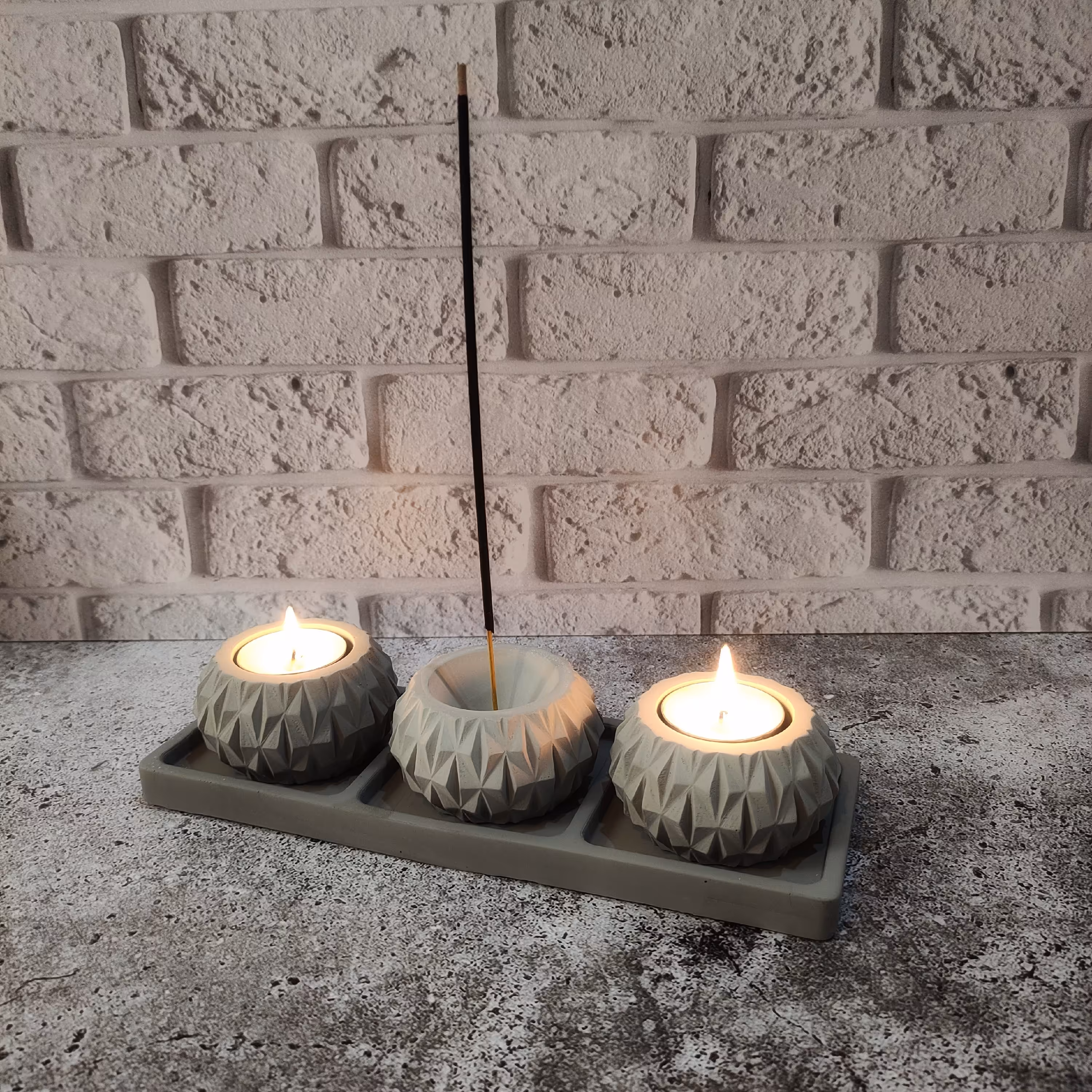 ست جاشمعی و عود